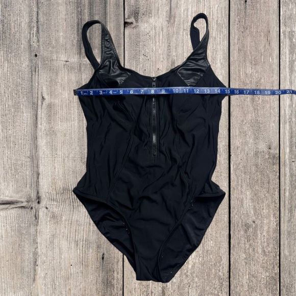 Aqua Green Women's Black Zip Up Faux Leather Trim One Piece Swimsuit Medium NWOT - Picture 6 of 8